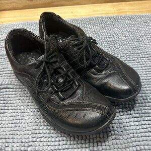 Clarks Wave Women's Walking Sneaker 7.5M Leather Black Lace Up Comfort Shoe
